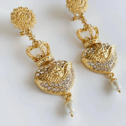 Vervanci Medieval Elegance