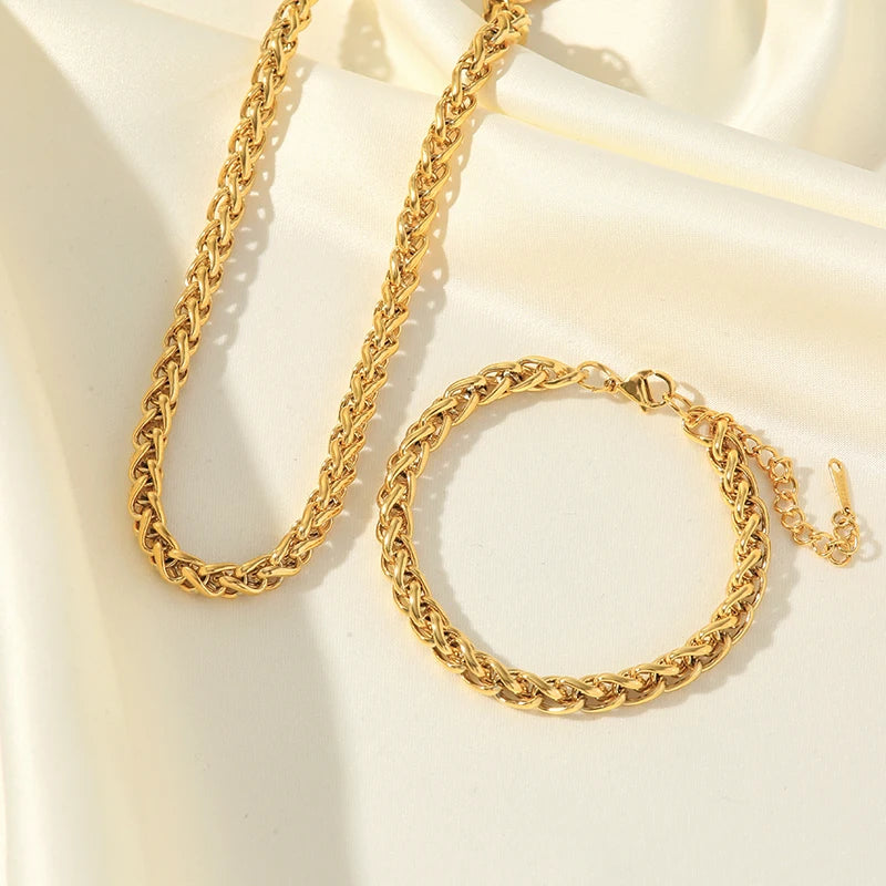 Vervanci EverGlow Necklace & Bracelet Set 🌟
