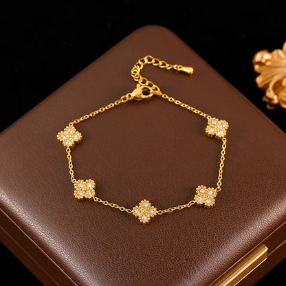 Vervanci Luxe Clover