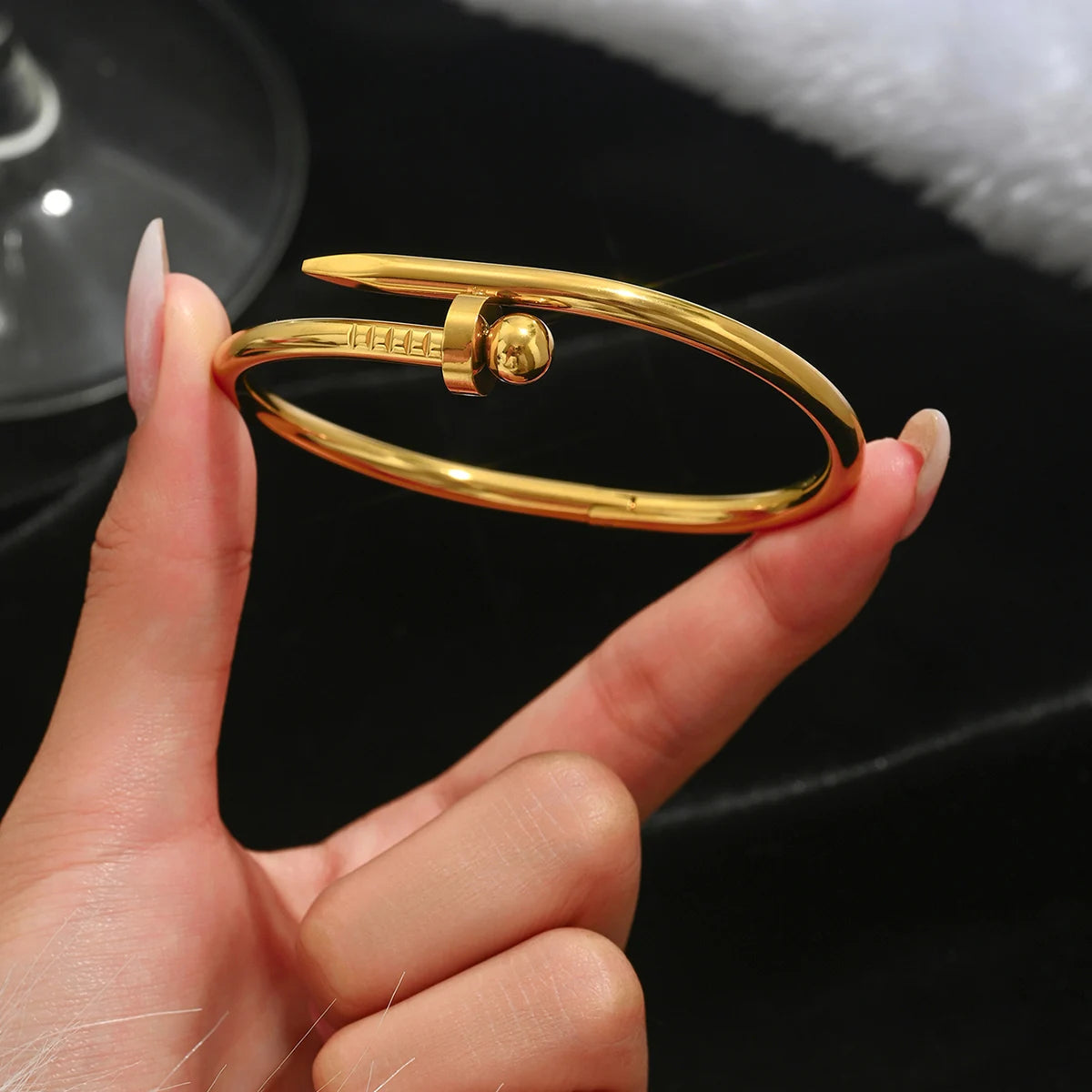 Vervanci NailGold