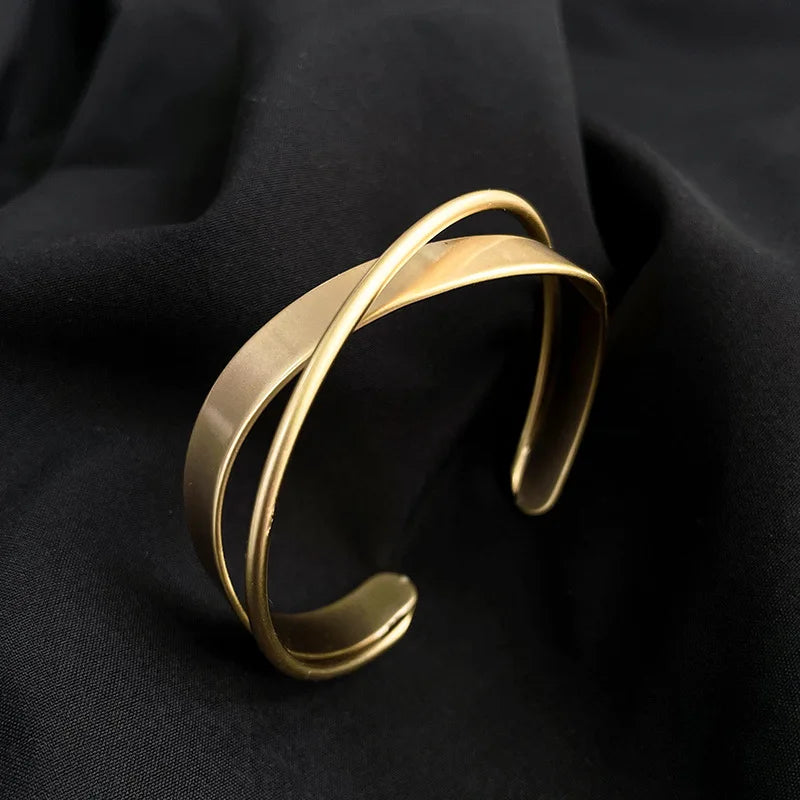 Vervanci GoldenMobius